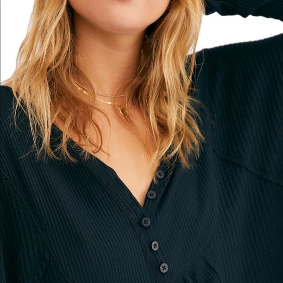 Free People Leo Henley Tee- Black OR Olive Green - Picture 2 of 6